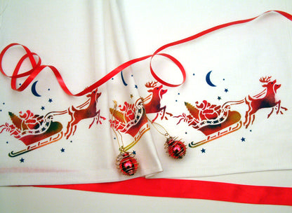 Small Sleigh and Reindeer Stencil